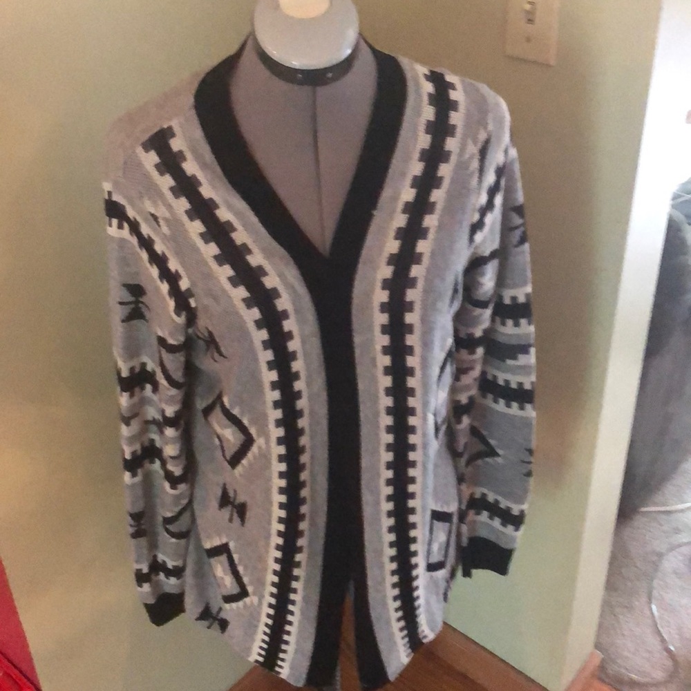 oneworld live and let live Women’s Cardigan